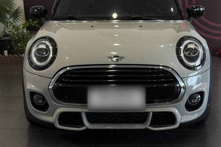 Used  MINI 2019 1.5T COOPER Artist Five-Door Edition

