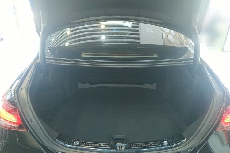 Used Mercedes-Benz E-Class 2022 Second Facelift E 300 L Luxury Edition
