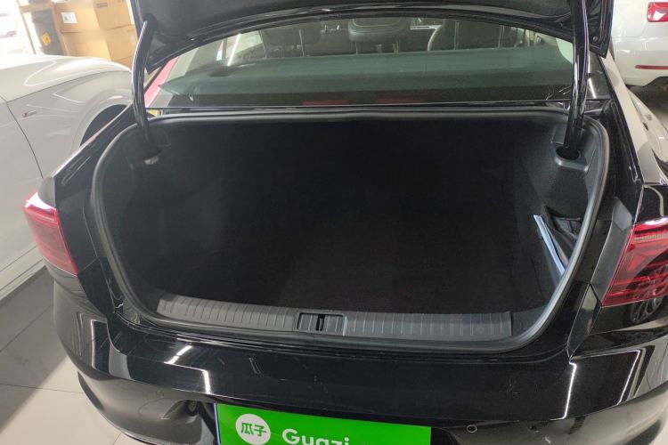 Used Volkswagen Magotan 2025 Zhongxiang Version 280TSI DSG Comfort Edition
