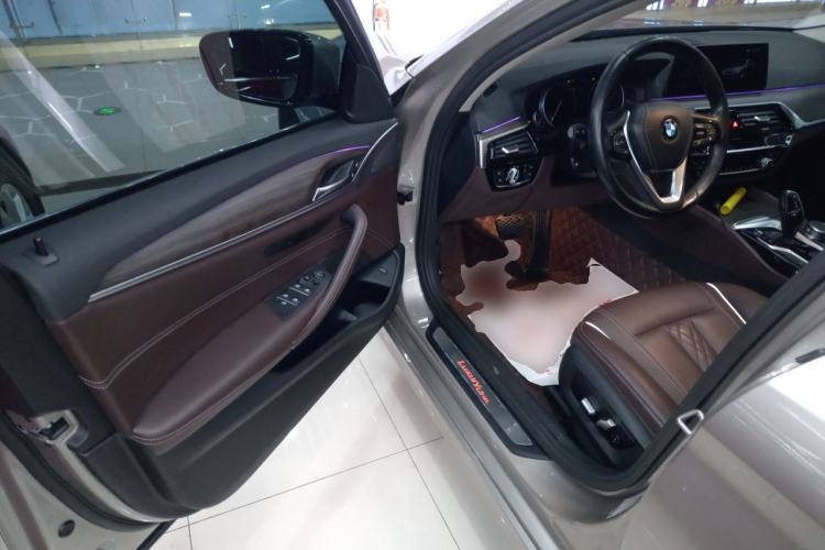 Used BMW 5 Series 2018 530Li xDrive Luxury Package
