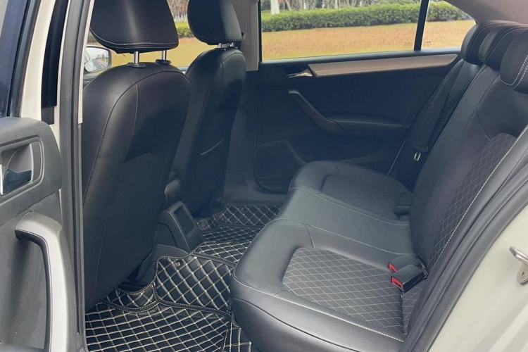 Used Skoda Rapid 2018 1.6L Automatic Comfort Edition
