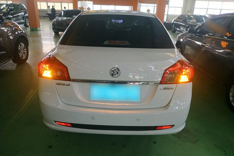 Used Buick Excelle 2015 1.5L Automatic Classic Model
