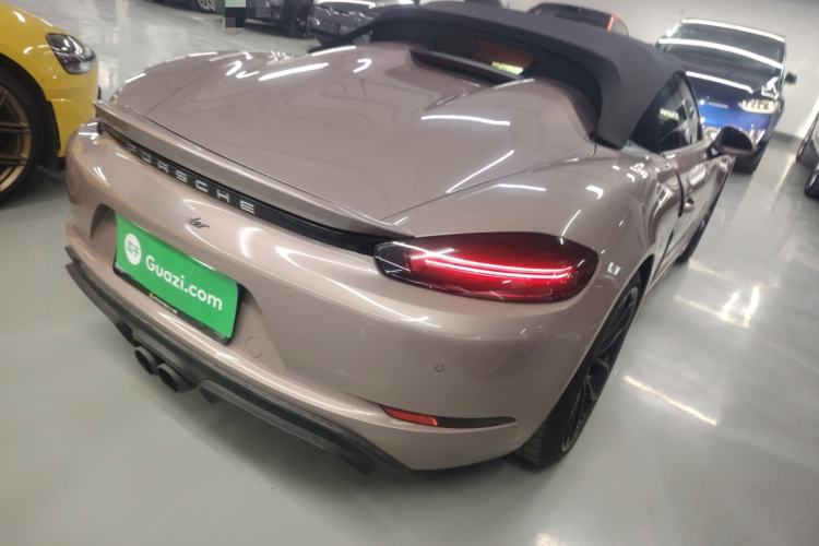 Used Porsche 718 2022 Spyder 2.0T

