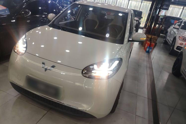 Used Wuling Bingo 2023 333 km Lingxi Connected+ Version
