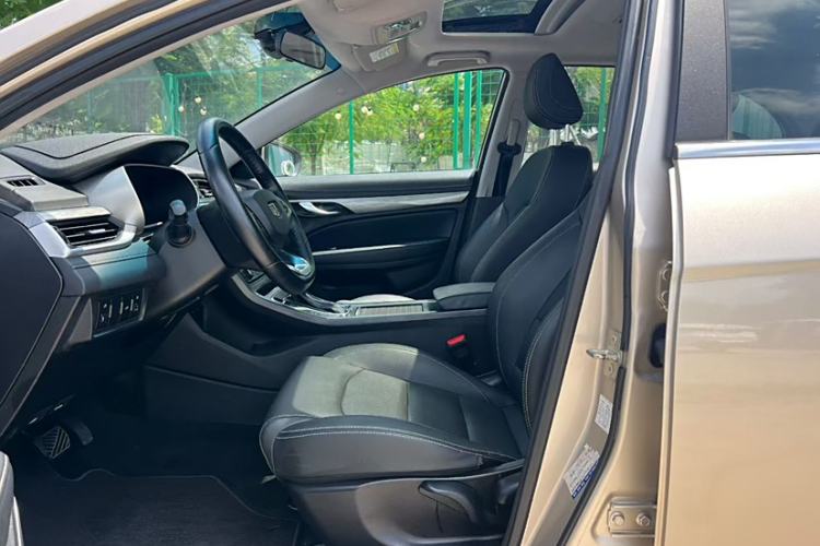 Used Geely Auto Emgrand 2019 Leading Edition 1.5L CVT Upward-Connected Model China VI Standard
