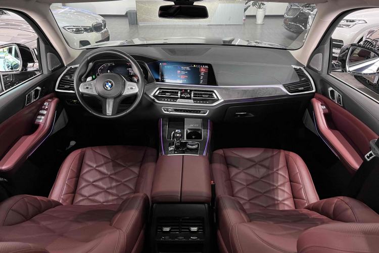 Used BMW X5 2022 xDrive 30Li Luxury M Sport Package
