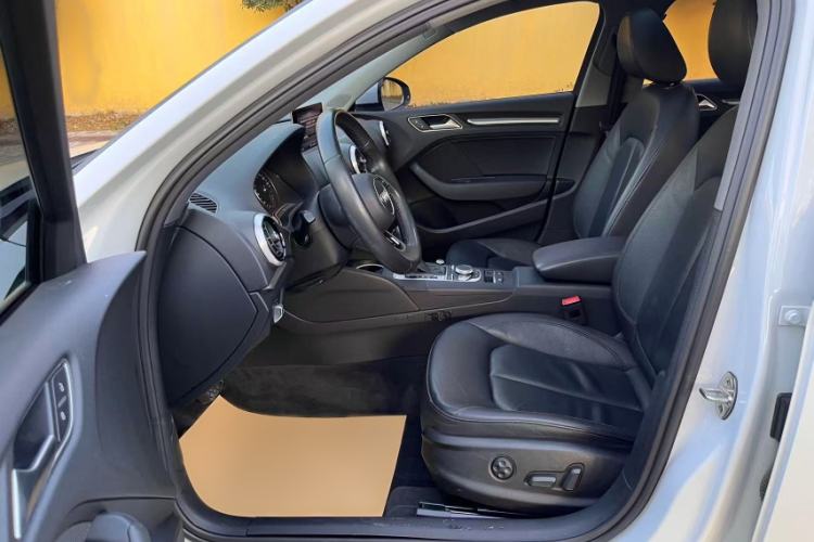 Used Audi A3 2019 Limousine 35 TFSI Style Edition China VI Emission Standard