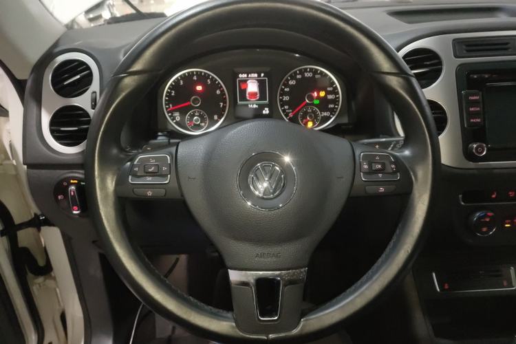 Used Volkswagen Tiguan 2015 1.8TSI Automatic Two-Wheel Drive Luxury Model
