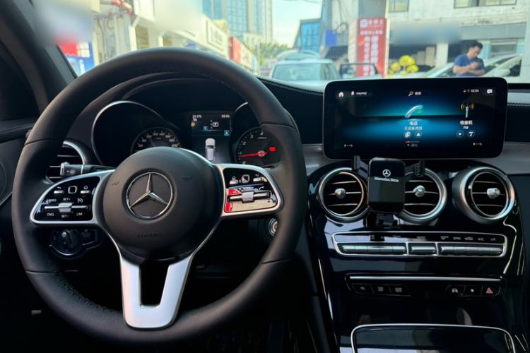 Used Mercedes-Benz GLC 2020 GLC 260 L 4MATIC Dynamic Model