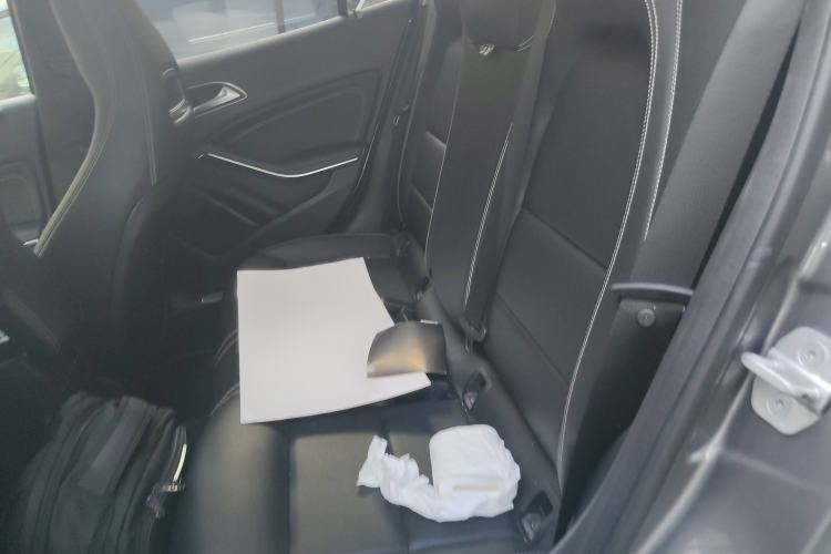 Used Mercedes-Benz GLA 2015 GLA 200 Fashion Model
