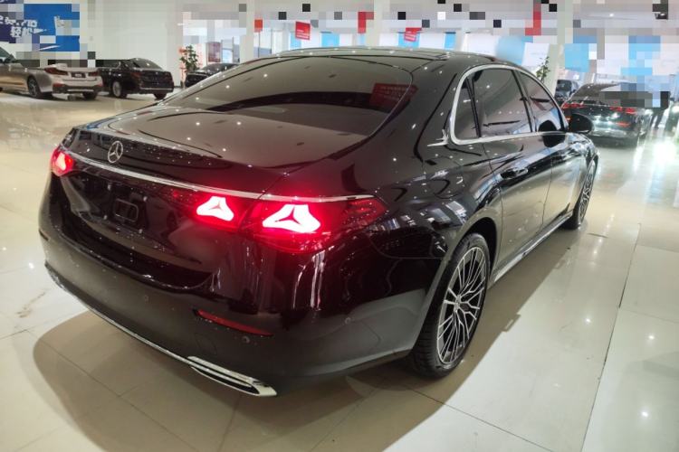 Used Mercedes-Benz E-Class 2025 Facelift E 300 L Luxury Edition
