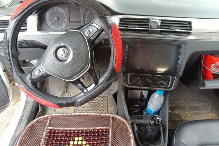 Used Volkswagen Santana 2018 1.5L Manual Comfort Edition
