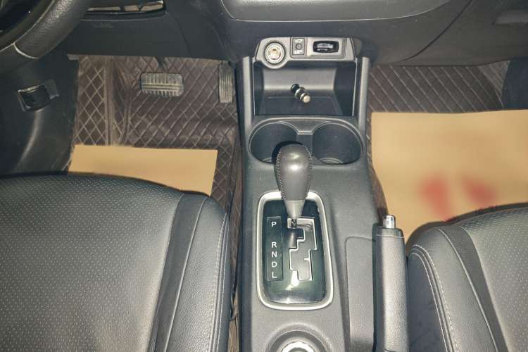 Used Mitsubishi Outlander 2016 2.4L 4x4 Luxury Edition 7-Seater
