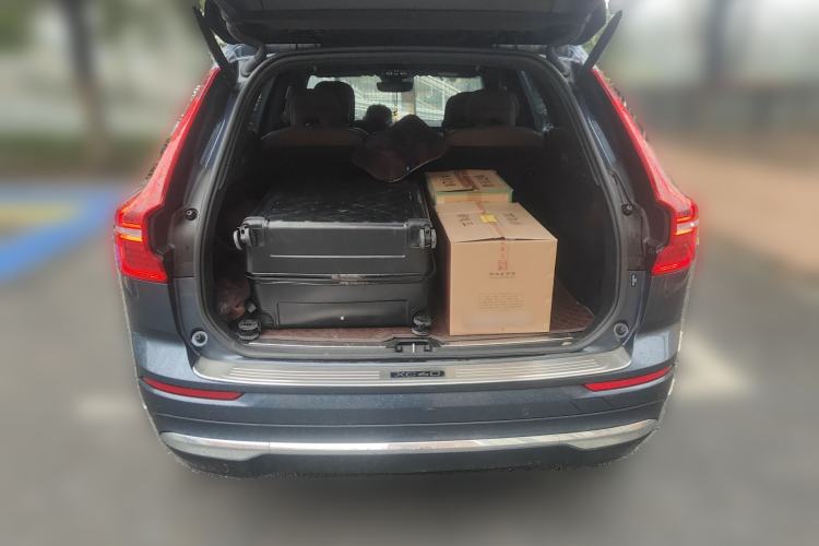 Used Volvo XC60 2023 B5 4x4 Smart Luxury Edition