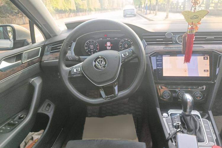 Used Volkswagen Magotan 2018 330TSI DSG Luxury Model
