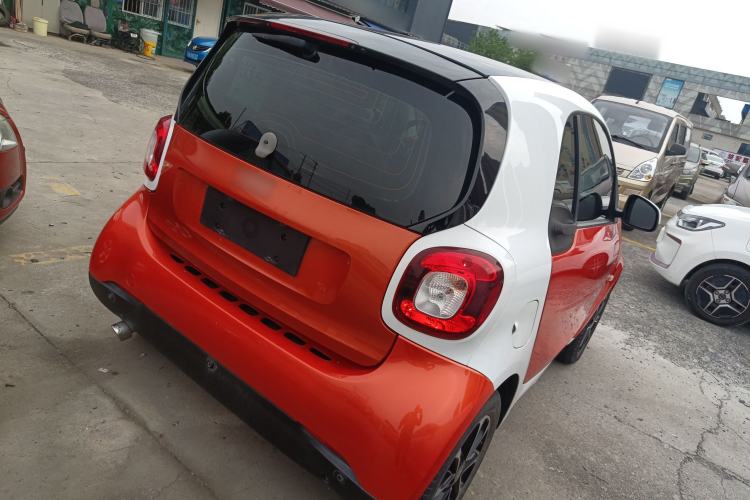 Used  fortwo 2015 1.0L 52 kW Hardtop Passion Edition
