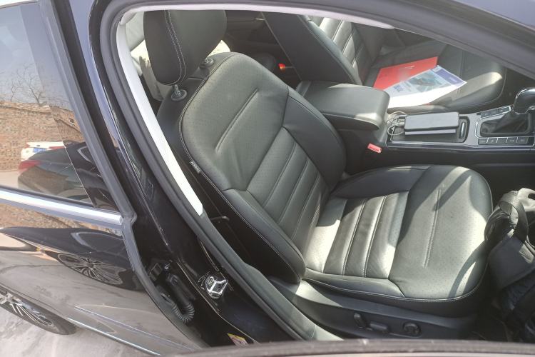 Used Volkswagen Passat 2017 380TSI DSG Prestige Edition
