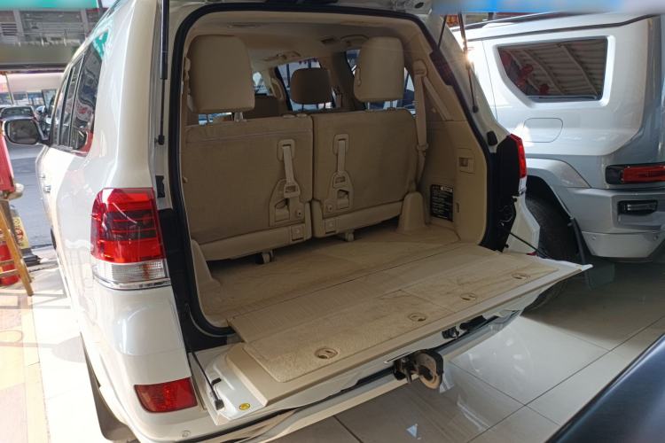 Used Toyota Land Cruiser (Parallel Import) 2017 5700 Middle East Edition