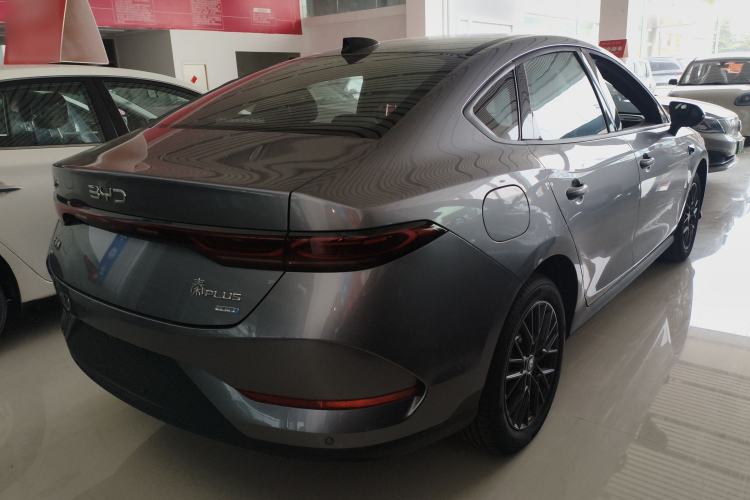 Used BYD Qin PLUS 2025 EV Smart Drive Edition 420KM Leading Model