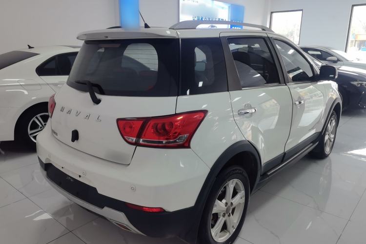Used Haval H1 2016 Red-Label 1.5L AMT Luxury Model

