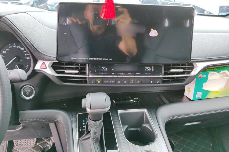 Used Toyota Sienna 2024 2.5L Hybrid Four-Wheel Drive Prestige Edition
