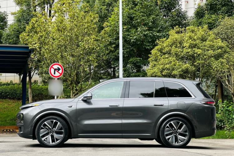 Used Li Auto L8 2024 Ultra Model
