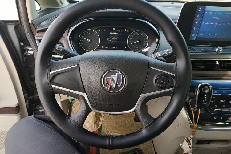 Used Buick GL8 2021 Land Cruiser Executive Class 652T Comfort Model