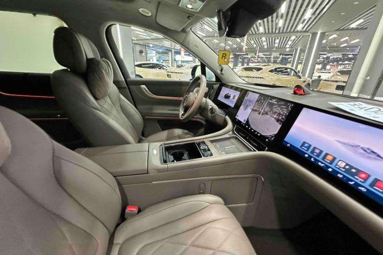 Used Hima AITO M9 2024 Range-Extended Ultra Version 52 kWh 5-Seater Model
