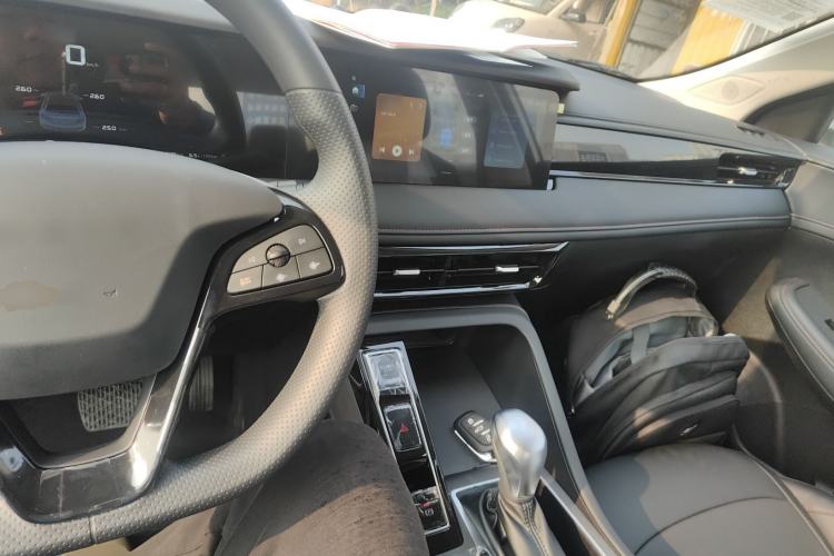 Used Roewe i5 2023 1.5L CVT Luxury Edition

