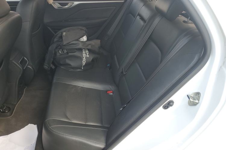 Used Geely Auto Vision 2019 Upgraded Model 1.5L Manual Luxury Version China VI Standard