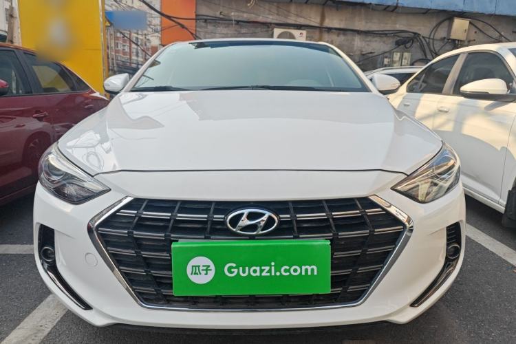 Used Hyundai Elantra 2019 1.4T Dual-Clutch Xuan Dong · Dynamic Model