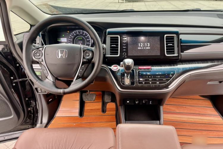 Used Honda Elysion 2019 2.0L Hybrid Supreme Edition