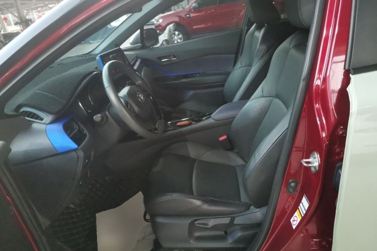 Used Toyota IZOA 2018 2.0L Yichi Edition China V Standard