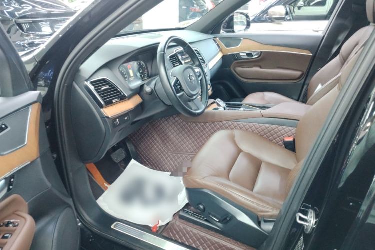 Used Volvo XC90 2022 B6 Zhiyi Luxury Edition 7-Seater
