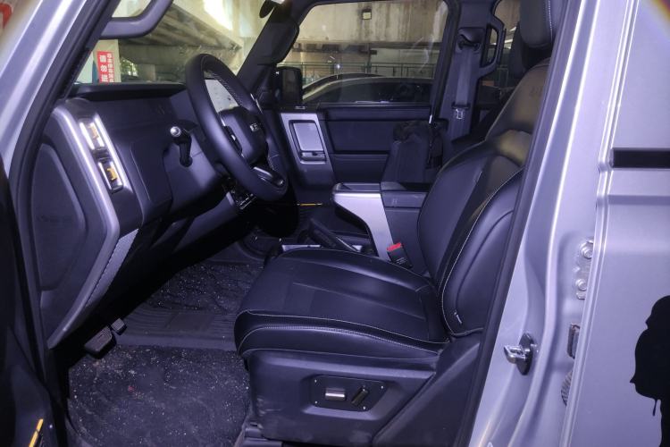 Used  V23 2025 401 Two-Wheel Drive Intelligent Driving Version