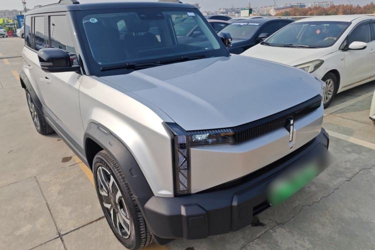 Used  03 2024 472km Four-Wheel Drive Long-Range Intelligent Advanced Version
