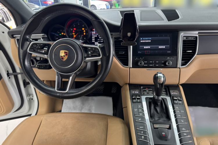 Used Porsche Macan 2017 Macan 2.0T
