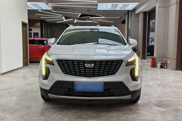 Used Cadillac XT4 2021 28T Two-Wheel Drive Leading Version
