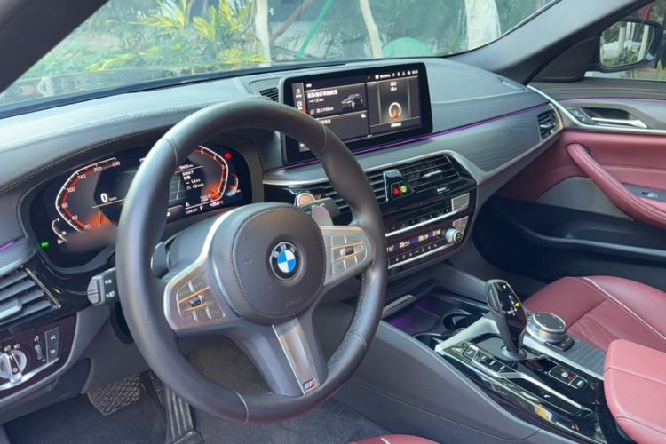 Used BMW 5 Series 2022 Second Facelift 530Li Leading Edition M Sport Package
