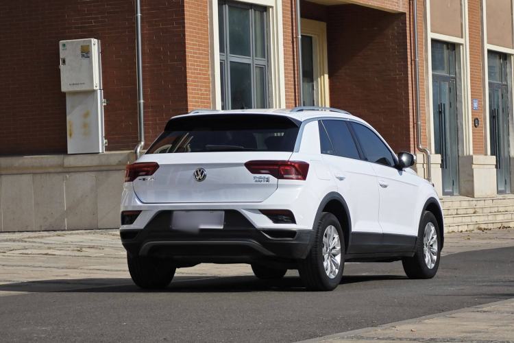 Used Volkswagen T-ROC 2018 230TSI DSG Two-Wheel Drive Fashion Edition China V Standard