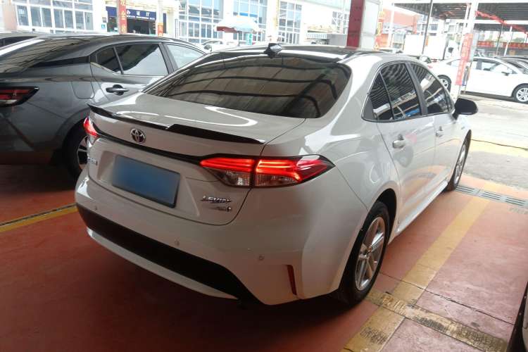 Used Toyota Levin 2022 Dual-Motor 1.8H E-CVT Leading Edition
