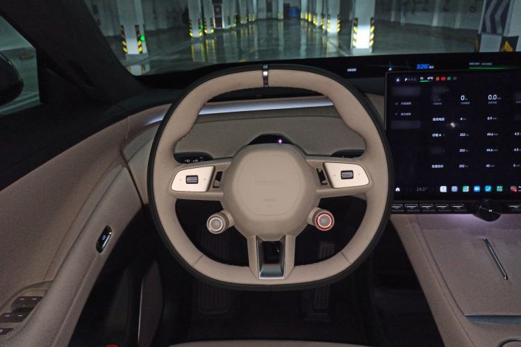 Used  YU7 2025 Ultra-Long Range High-Performance All-Wheel-Drive Max Edition