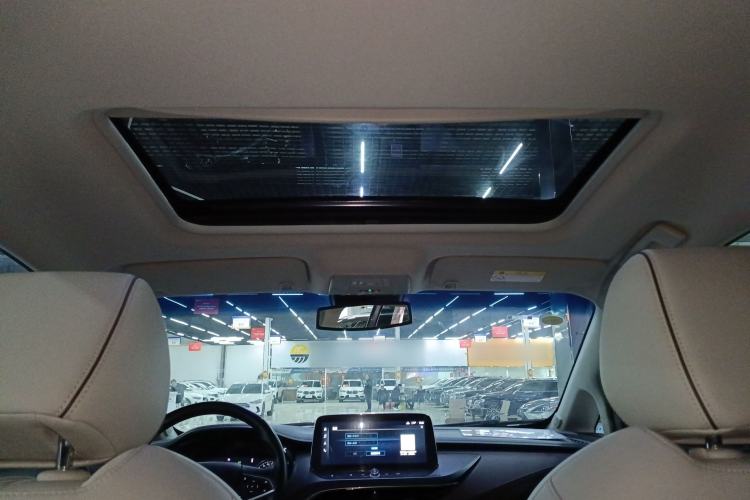 Used Buick GL8 2021 Land Cruiser Executive Class 652T Luxury Model