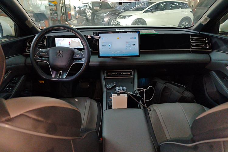 Used BYD Qin L 2024 DM-i 80KM Beyond Model
