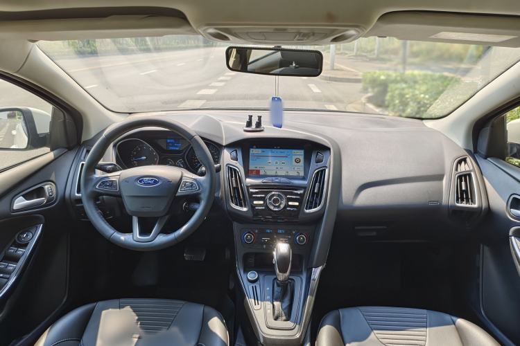 Used Ford Focus 2017 Sedan 1.6L Automatic Fashion Edition Smart Drive Version