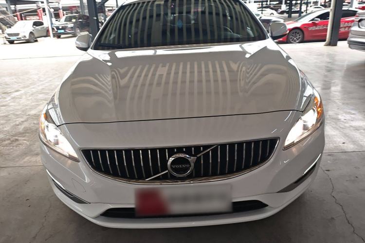 Used Volvo S60 2018 S60L T3 Smart Progress Edition
