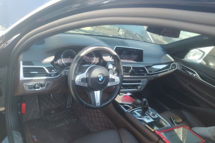 Used BMW 7 Series 2018 730Li Leading Model M Sport Package
