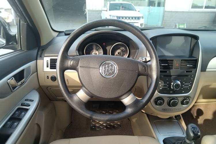 Used Buick Excelle 2013 1.5L Manual Classic Model
