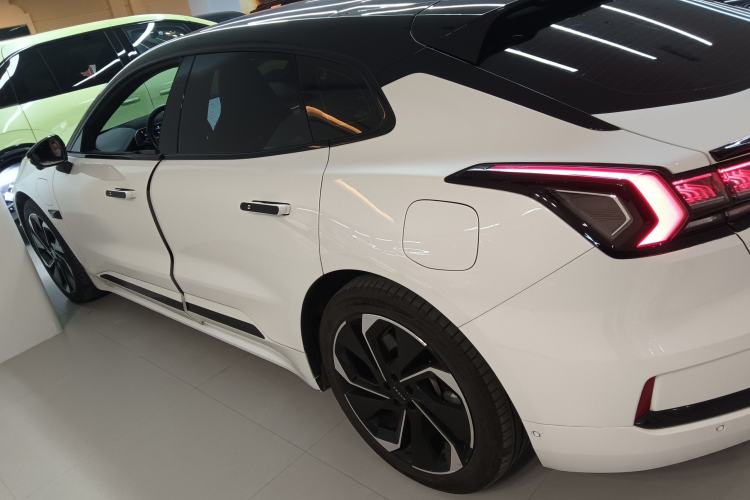 Used Zeekr 001 2023 WE Edition 86 kWh