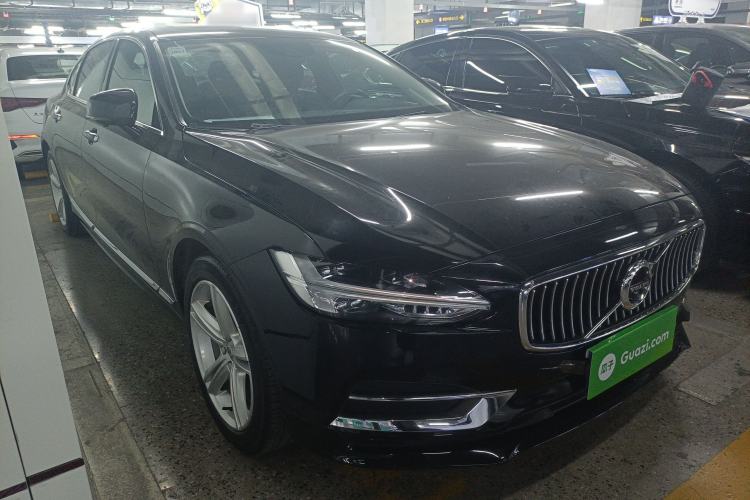 Used Volvo S90 2019 T4 Zhiyi Edition
